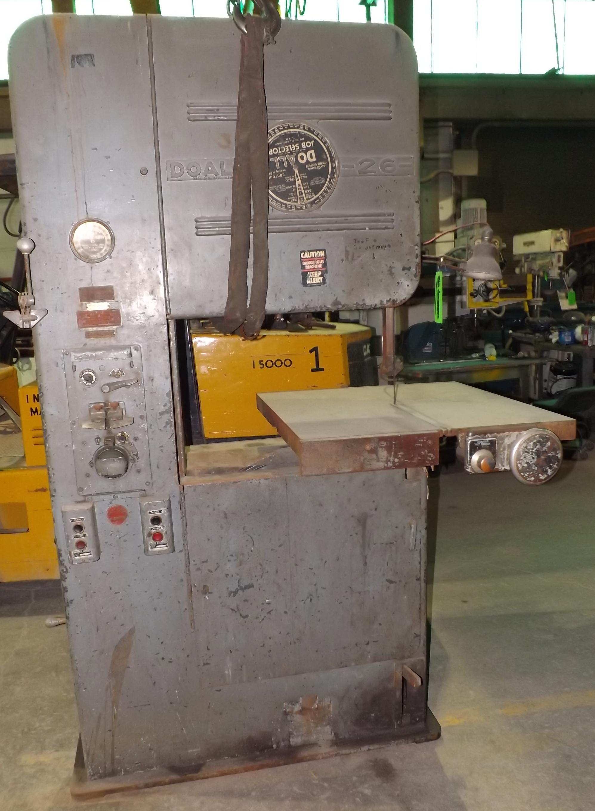 26" DoALL ... VERTICAL BANDSAW ... w/ BLADE WELDER